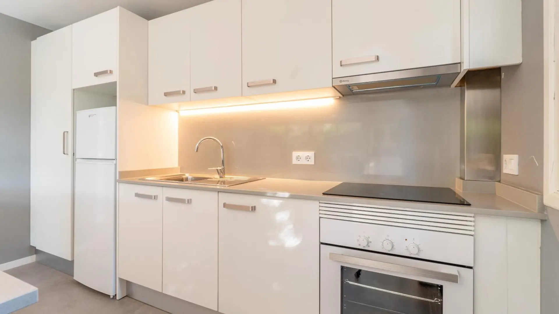 Ponent Cala Ratjada Apartments H